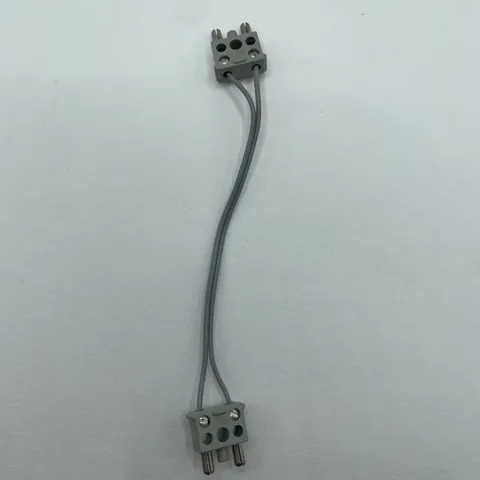 1 Vintage Lego Electric Wire 12V / 4.5V with two 2-prong (28 studs) 766c28 Grey