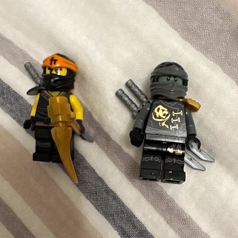 LEGO NINJAGO Minifigure 2, ghost Cole, Cole Sons of Garmadon