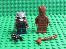 Lot 2 LEGO Marvel Super Heroes minifigures Teen Groot & Rocket Raccoon RG32