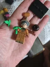LEGO Professor Pomona Sprout, Harry Potter Series  Minifigure 