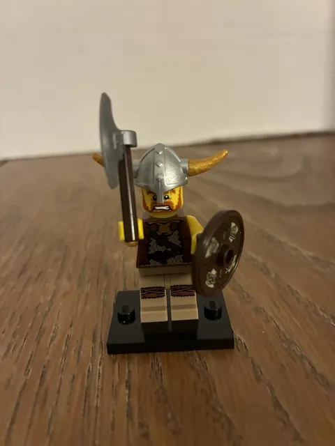Lego Cmf Series 4 Viking