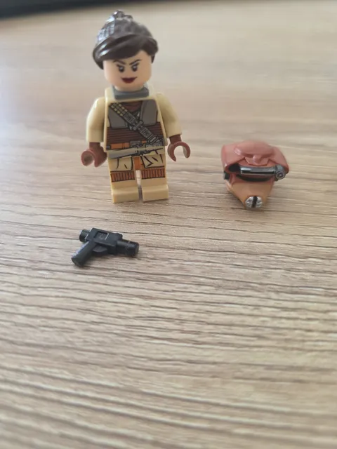 LEGO Star Wars Boushh Leia Minifigure [2013] [sw0407] with Hair and Accessories