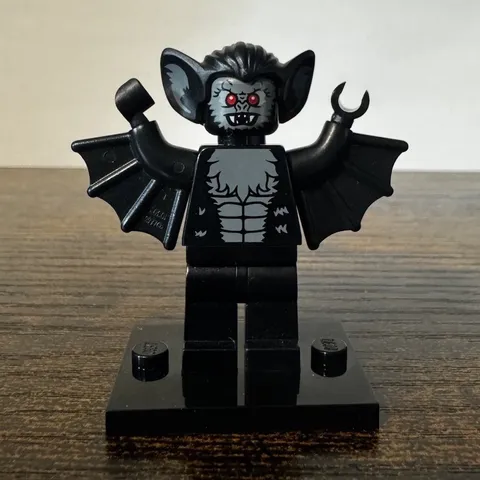 LEGO Series 8 Vampire Bat Minifigure - Released in 2012 