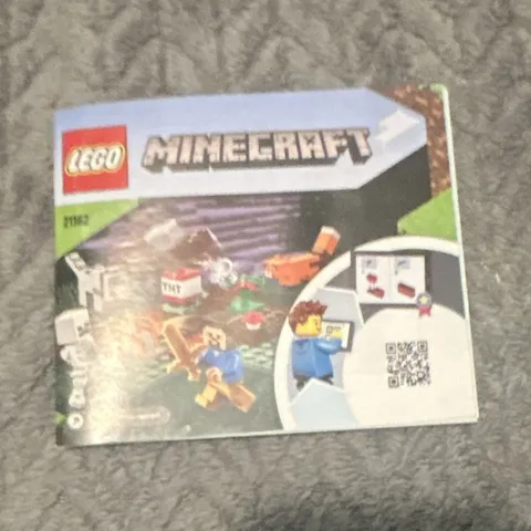 LEGO Minecraft 21102 Micro World Illustrated English Instruction Manual Booklet
