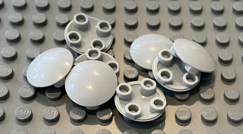 LEGO 8 Light Bluish Gray 2x2 Plate With Rounded Bottom (Boat Bottom Plate)