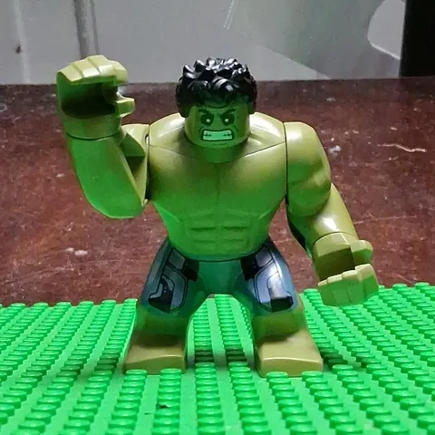 LEGO Hulk Bigfig Minifigure Figure Green w/ Black Hair & Purple/Blue Shorts