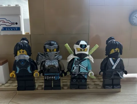 LEGO NINJAGO Nya Water Ninja Variants Minifigues Lot x5
