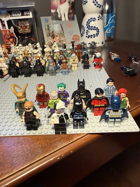 DC and Marvel LEGO Minifigure lot
