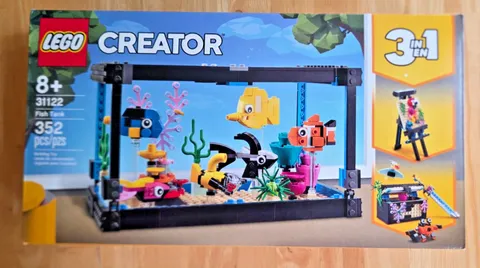 LEGO Creator 3in1 Fish Tank 31122 Aquarium Set 352 Pcs New Sealed Box