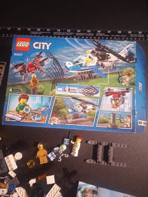 Cool LEGO City 60207 Sky Police 🚨 Drone Chase Set Men Helicopter Incomplete