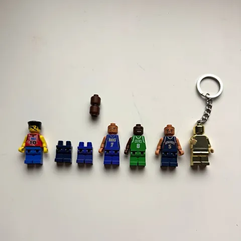 LEGO NBA Basketball Minifigure Lot w/ Jersey Figures & Gold Minifigure Keychain