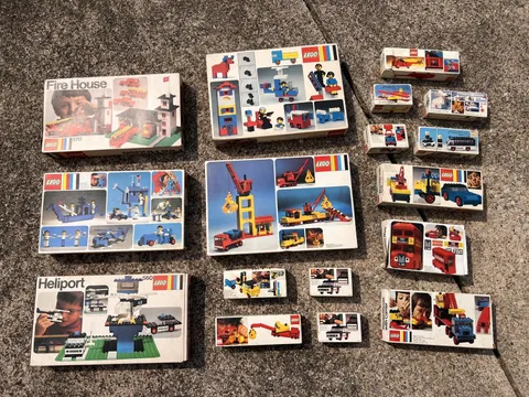 70’s VINTAGE LEGO EMPTY BOX 112, 560 ,565, 570, 580, & Vehicles. 17 BOX LOT! 