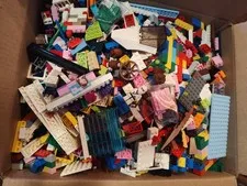 LEGO mixed pieces, includes windows, wheels, 1999 minifig. 6 lbs, 9oz.
