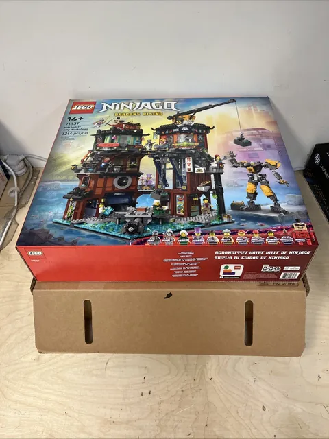 LEGO Ninjago  NINJAGO City Workshops  Dragons Rising (71837)