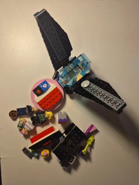 LEGO Lot Minifigure Parts, Friends Mini-Dolls, Spaceship Cockpit, Mixed Pieces