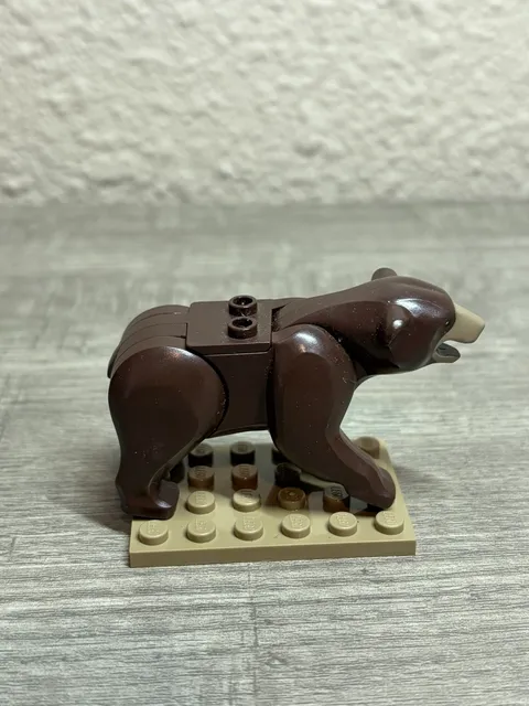 LEGO Minifig Animal, Bear with Dark Tan Muzzle Pattern in Dark Brown