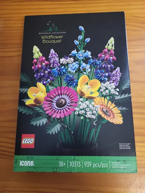 LEGO Wildflower Bouquet 10313 Icons Botanical Collection 939 Pieces Complete Set