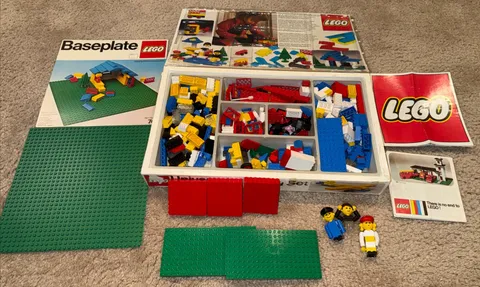 Vintage 1976 LEGO Universal Building Set #113 With Papers & Baseplate 745 In Box