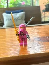 Lego Ninjago Avatar Pink Zane njo0561 From Gamers Market 71708 (Wrong Head)