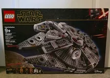 LEGO Star Wars: Millennium Falcon (75257) New Sealed and Retired Rare Set