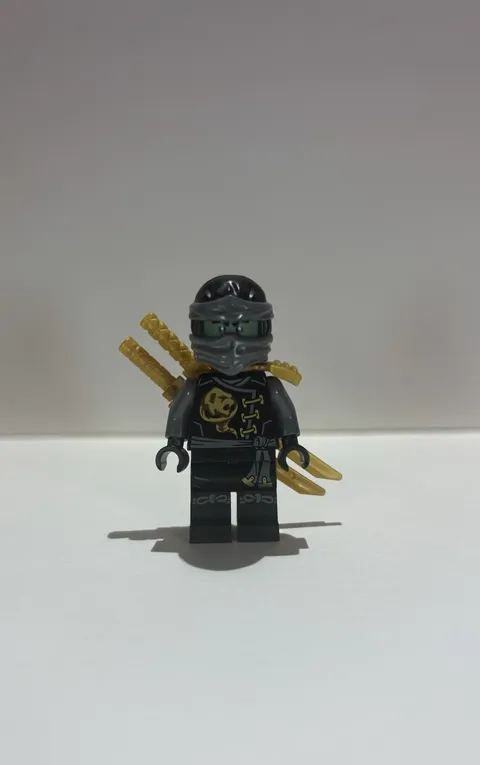 LEGO Ninjago Skybound Ghost Cole Minifigure 70604 (njo201)