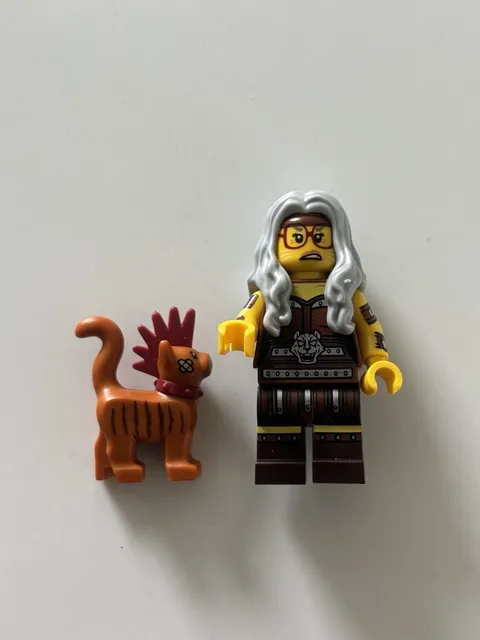 The Lego Movie 2 Minifigure Series Sherry Scratchen-Post & Scarfield 71023 B7 22