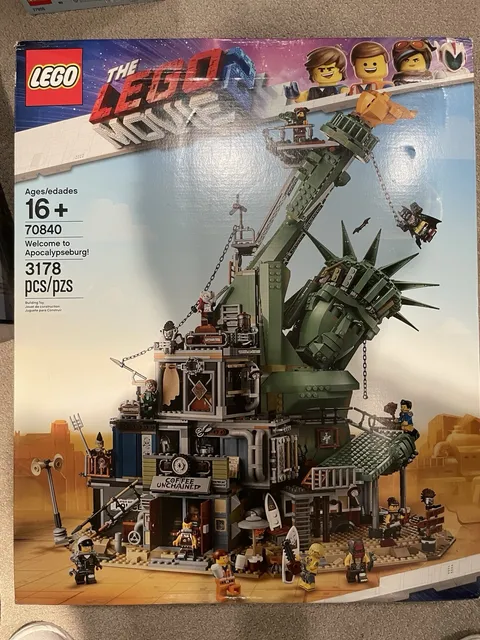 LEGO The LEGO Movie 2: Welcome to Apocalypseburg! (70840)