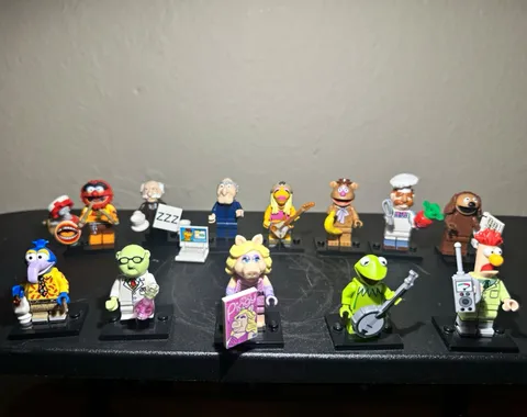 LEGO Minifigures The Muppets Lot set of 12. Please read description.