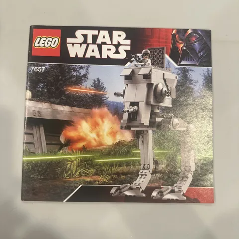 LEGO Star Wars Instruction Manuals Set 7657 AT-ST
