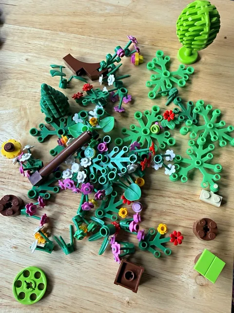 Genuine LEGO 75+ Mixed Foliage Lot Flowers Trees Plants Leaves Garden Parts