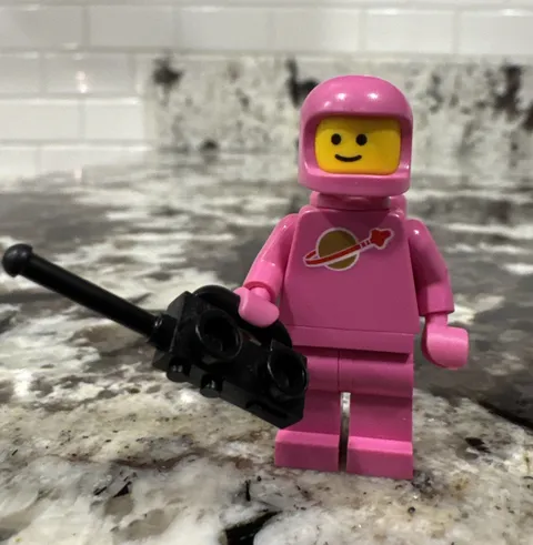 LEGO Lenny Minifigure 70841 PINK Classic SPACE ASTRONAUT Movie 2 