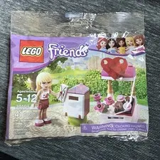 LEGO Friends 30105 Mailbox with Stephanie Brand New in Sealed Polybag