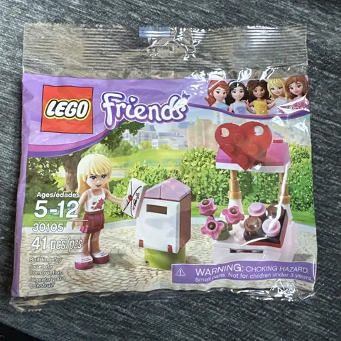 LEGO Friends 30105 Mailbox with Stephanie Brand New in Sealed Polybag