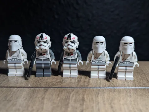Lego Star Wars Imperial Snow Troopers Minifigures AT-AT Pilots Hoth Lot