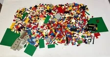Vintage Lot of LEGO’s Parts And Pieces 10 Ibs+ Castle Fabuland Mixed Colors