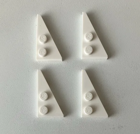 LEGO 4x NEW Pieces Plate 2x4 w/ Angle/Wedge Right WHITE #65426