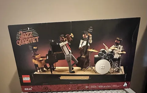 LEGO Ideas Jazz Quartet Set 21334 New Sealed **NEW**
