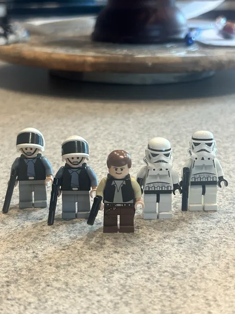 LEGO Star Wars Minifigures Lot of 5 Han Solo & Stormtrooper and Rebel Figures