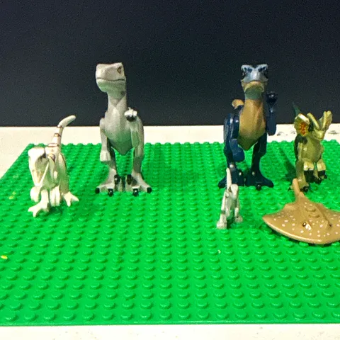 LEGO Bulk Lot Dinosaur Figures lot great condition!