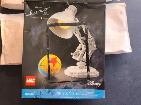 LEGO Ideas Disney Pixar Luxo Jr Lamp 21357 613 pcs NEW OPEN/DAMAGED BOX