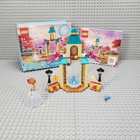 LEGO - 43198 - Anna's Castle Courtyard - Retired / 2023 - Frozen II - Ships Fast