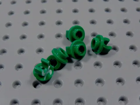 LEGO Lot of 5 Green Round 1x1 Plates w/ Clip on Bottom BQ