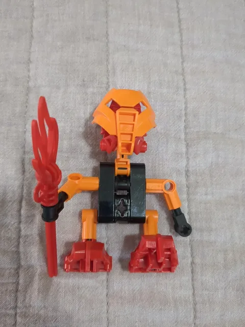 Lego Bionicle Turaga Vakama Complete Without Rubber Band