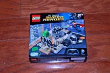 Lego DC Super Heroes 76044 Clash of the Heroes - Armored Batman vs Superman NEW!