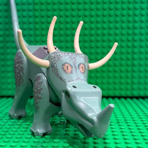 LEGO Styracosaurus Dinosaur (6722-1) : Dinosaurs Set 9310  : 100% Authentic