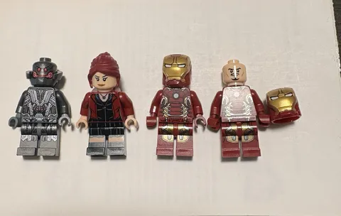 Lego Marvel lot of 4