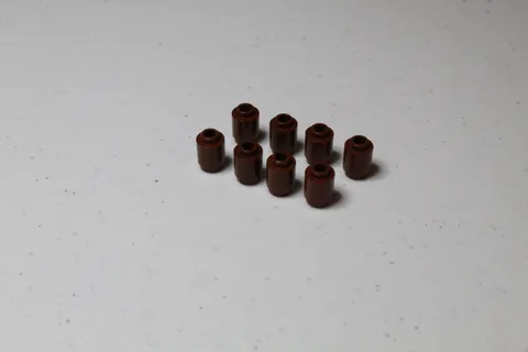 (8) Reddish Brown LEGO 1x1 Brick Round Cylinders 3062