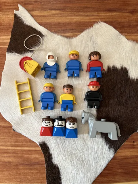 Lego Duplo Figure Lot Vintage Square Brick Deep Sea Diver Horse Firefighter