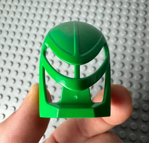 LEGO BIONICLE -- GREEN KANOHI MIRU MASK 32565 NICE