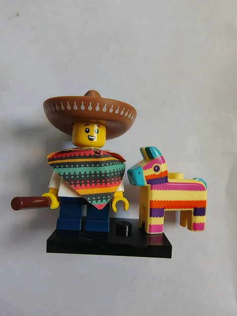 Lego Pinata Boy Minifigure Collectible Series 20 CMF Complete